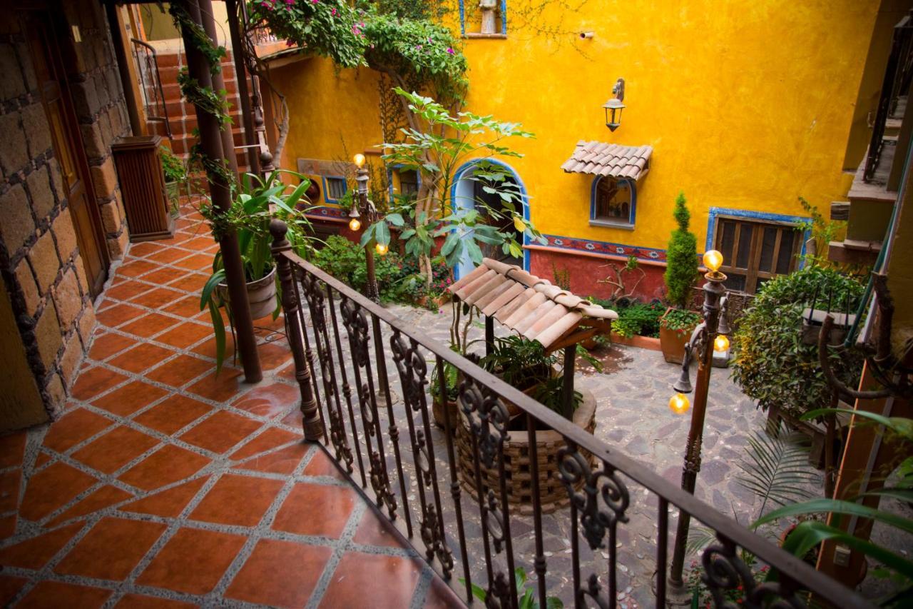 Hotel Casamia Dolores Hidalgo Exterior photo